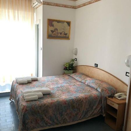 Hotel Augustus Gatteo a Mare Eksteriør billede