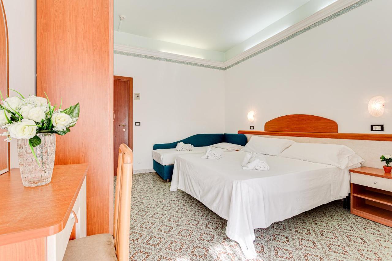 Hotel Augustus Gatteo a Mare Eksteriør billede
