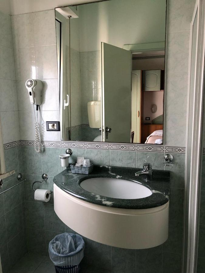 Hotel Augustus Gatteo a Mare Eksteriør billede