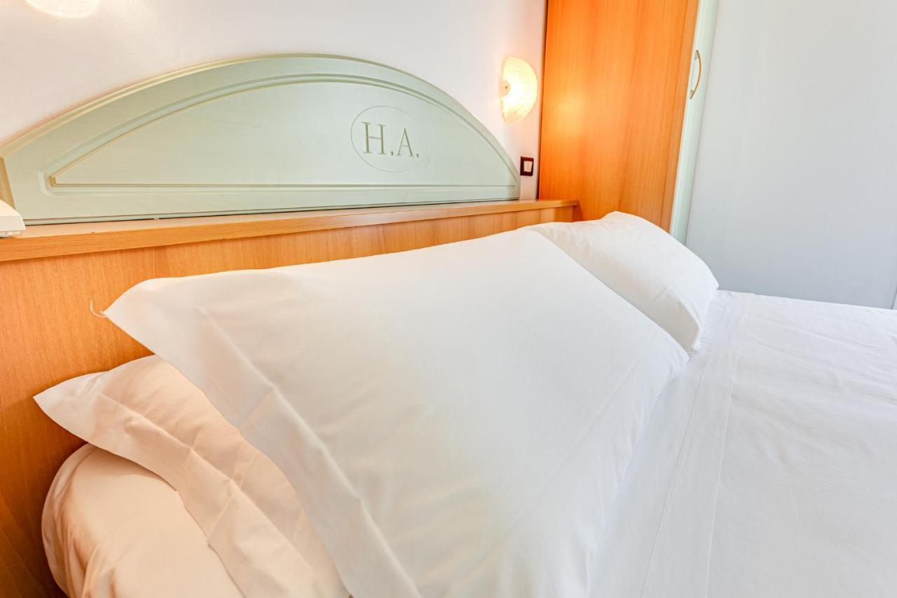 Hotel Augustus Gatteo a Mare Eksteriør billede