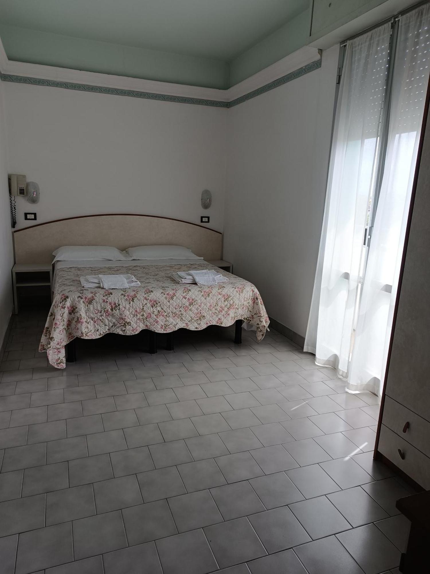 Hotel Augustus Gatteo a Mare Eksteriør billede